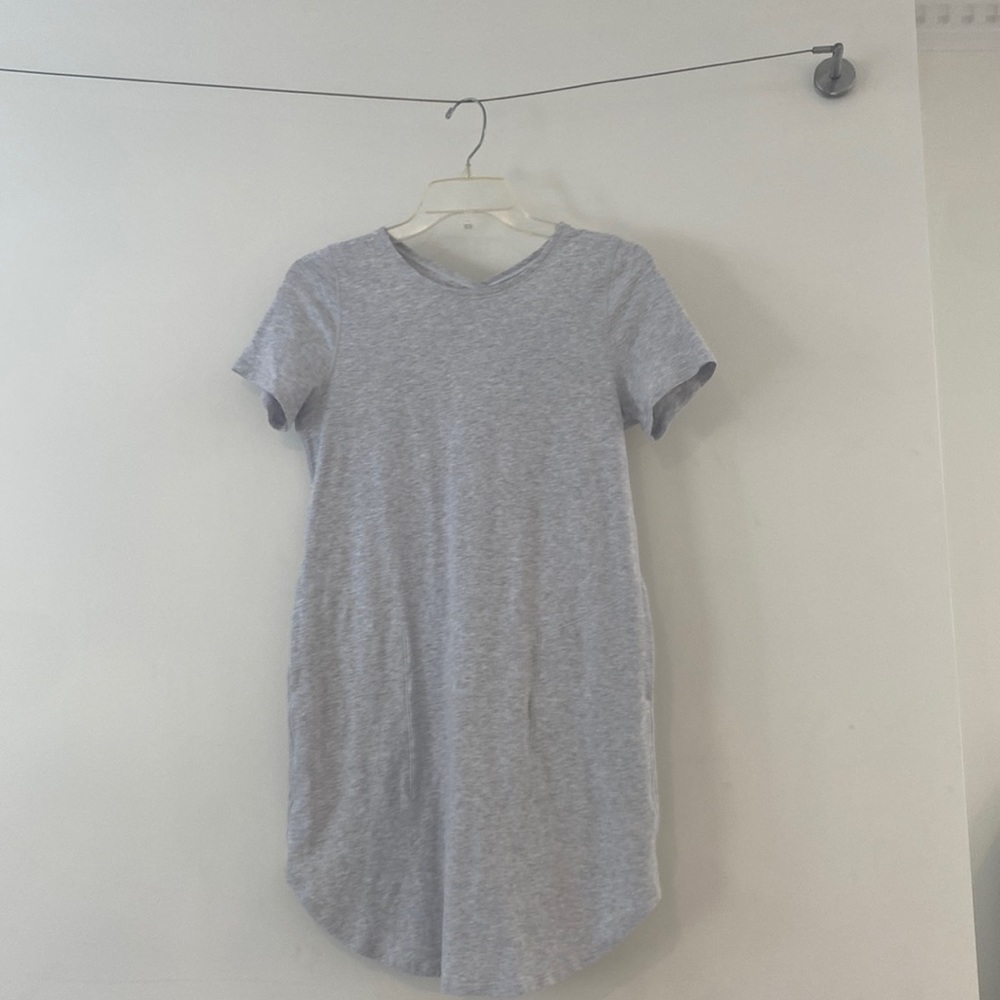 Ivivaa gray dress kids version of lululemon (brand no longer exists.